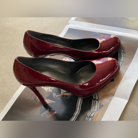 Stuart Weitzman Burgundy / Ruby Red 4” Patent Leather Stiletto Pumps Size 8 - Picture 2 of 16